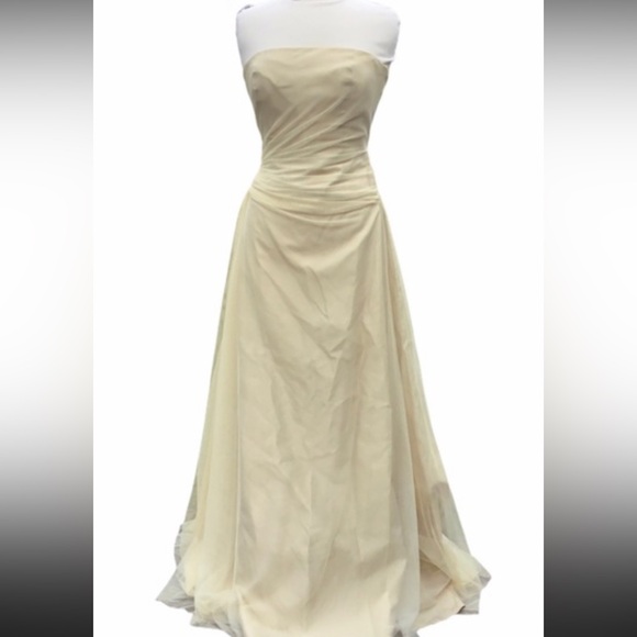 Vera Wang Taffeta Gown size 8 NWT - Picture 9 of 9